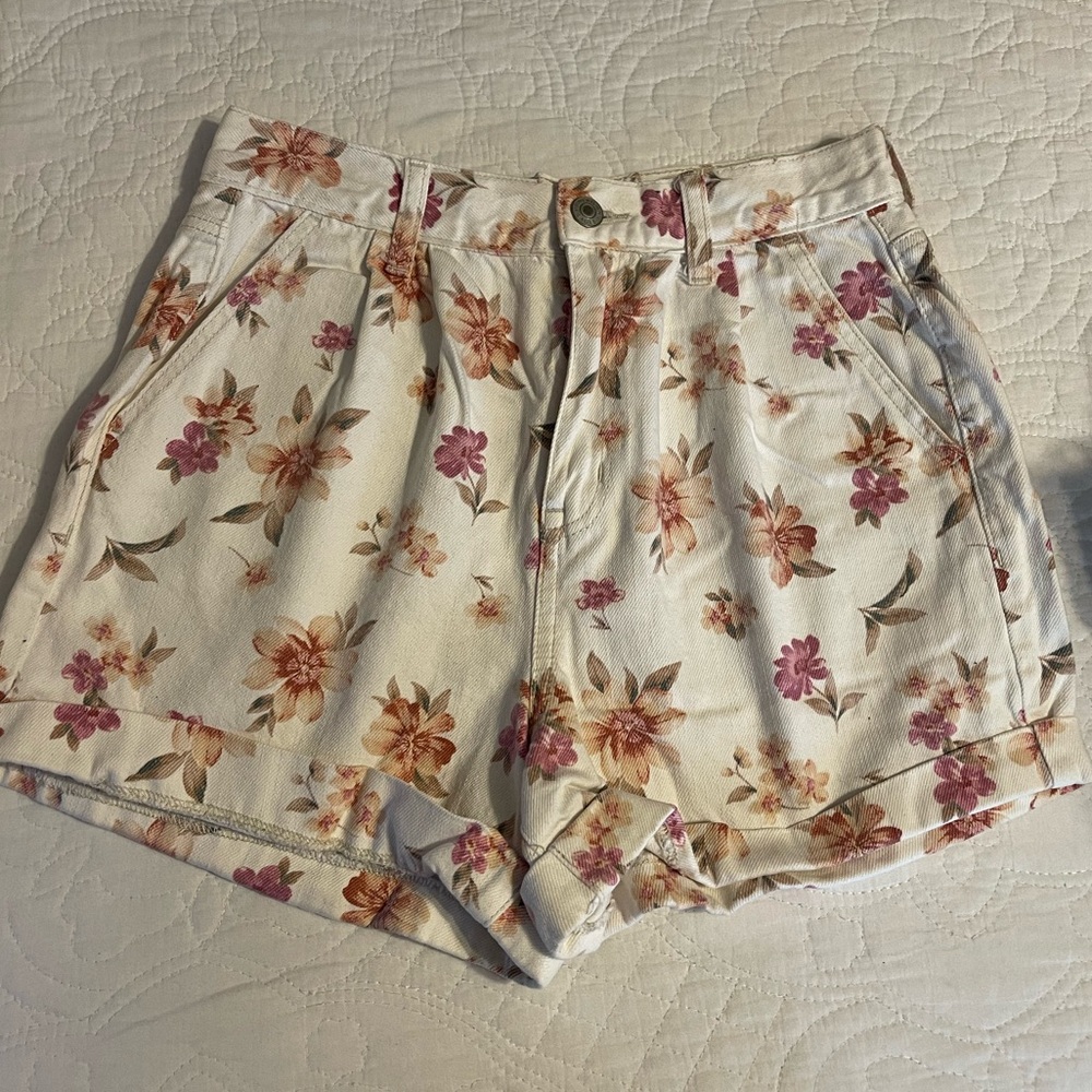 Floral American Eagle Shorts